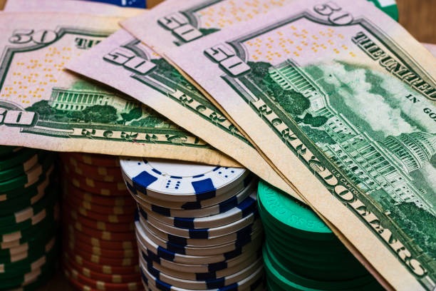 Golden Toad slot game interface showing reels, paylines, and bonus features on dewa game